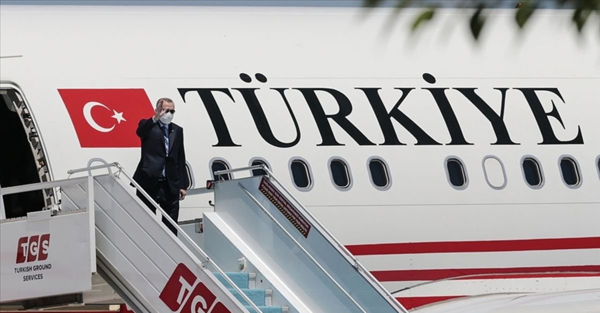 Cumhurbaşkanı Erdoğan Türkmenistan’a gitti