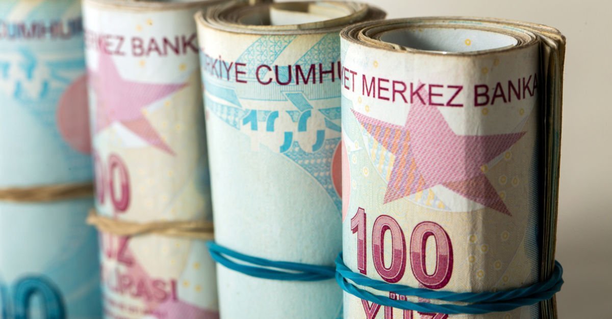 Dış borç takvimi TL’yi baskılıyor