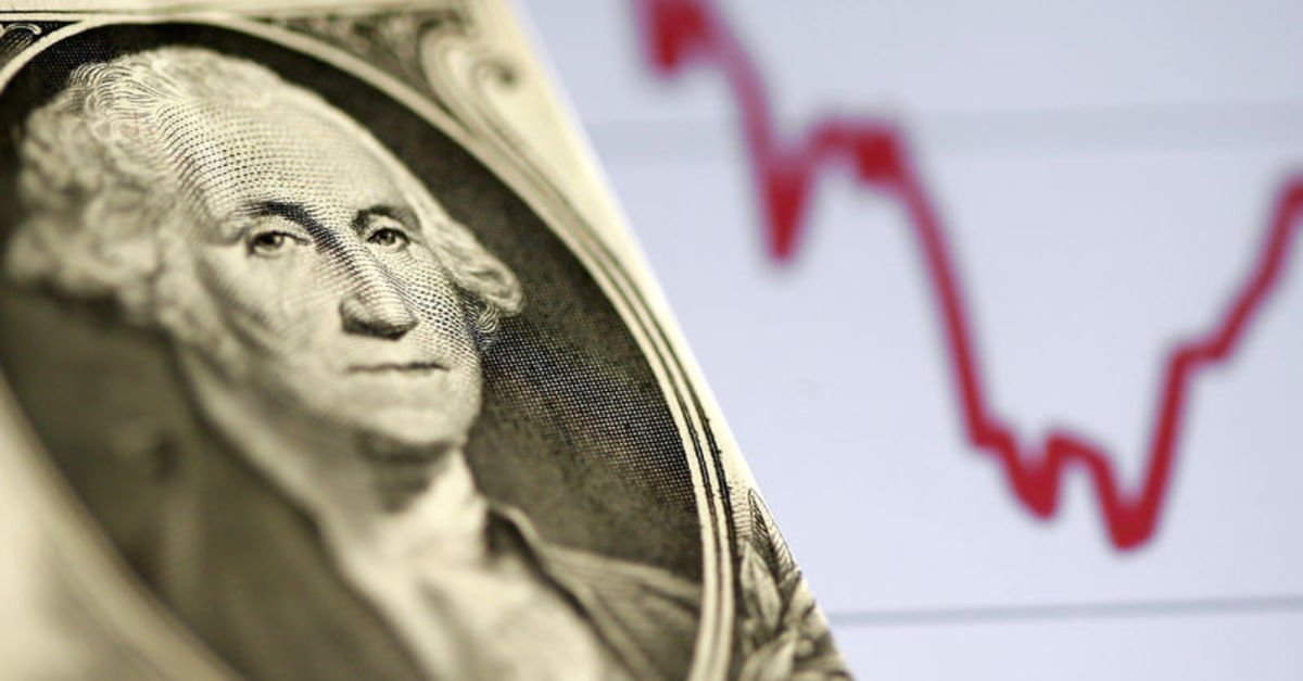 Dolar/TL 12’nin altını gördü