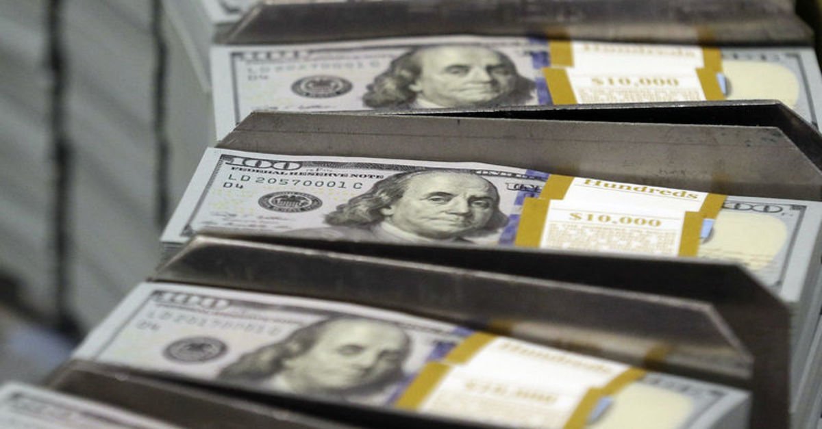 Dolar/TL yeni haftaya 10’un üzerinde başladı