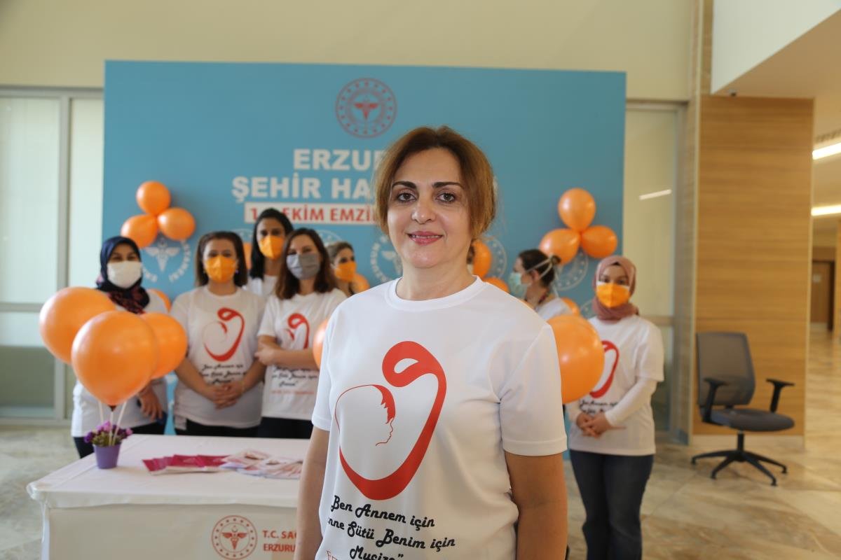 Erzurum’da hamilelere Kovid-19’a karşı anne sütüyle aşının ehemmiyeti anlatıldı