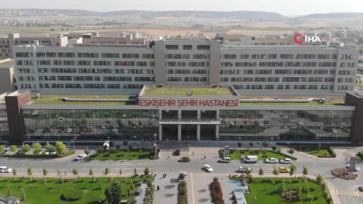 Eskişehir Kent Hastanesi’nde ‘Skolyoz’ tedavileri umut ışığı oluyor