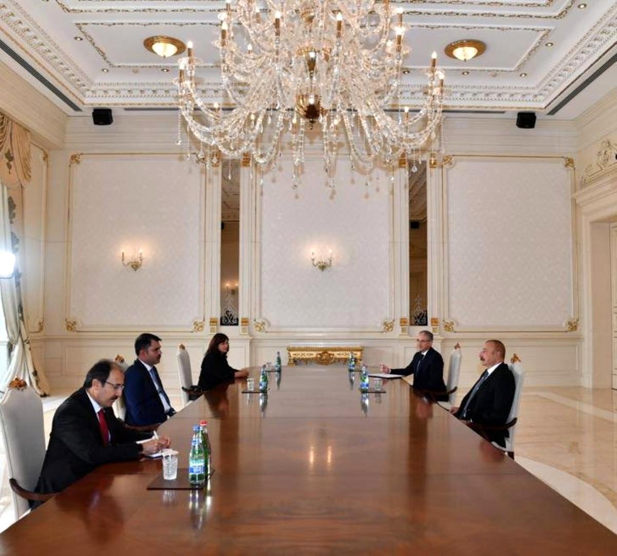 Etraf, Şehircilik ve İklim Değişikliği Bakanı Kurum, Aliyev tarafından kabul edildi