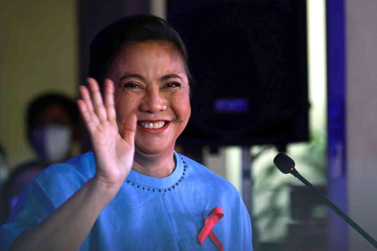 Filipinler’de Devlet Lider Yardımcısı Robredo da başkanlık yarışına katıldı