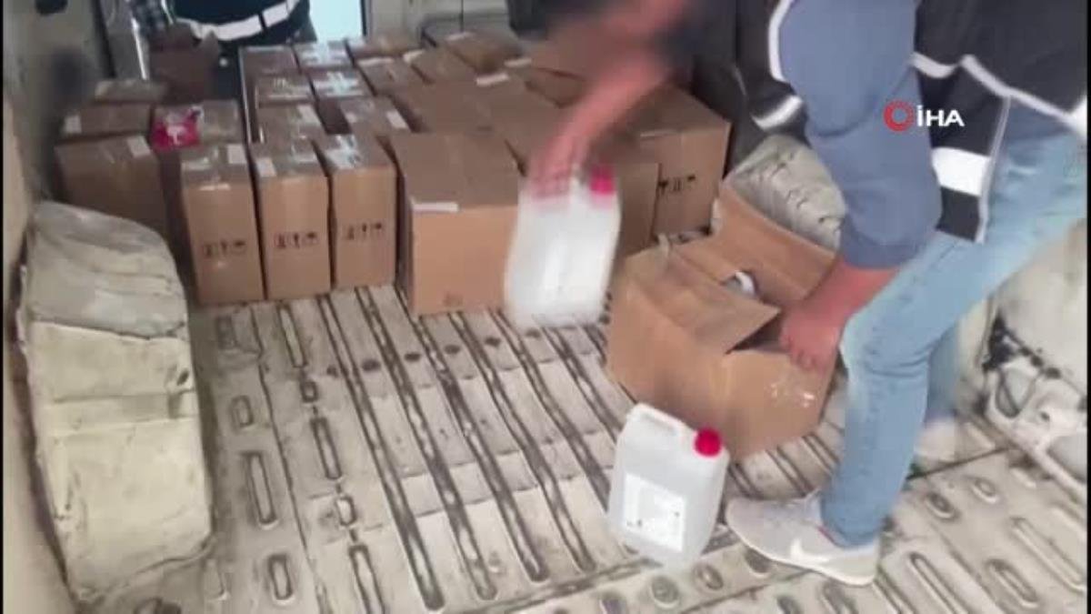 Geçersiz alkol imalathanesine polis baskını