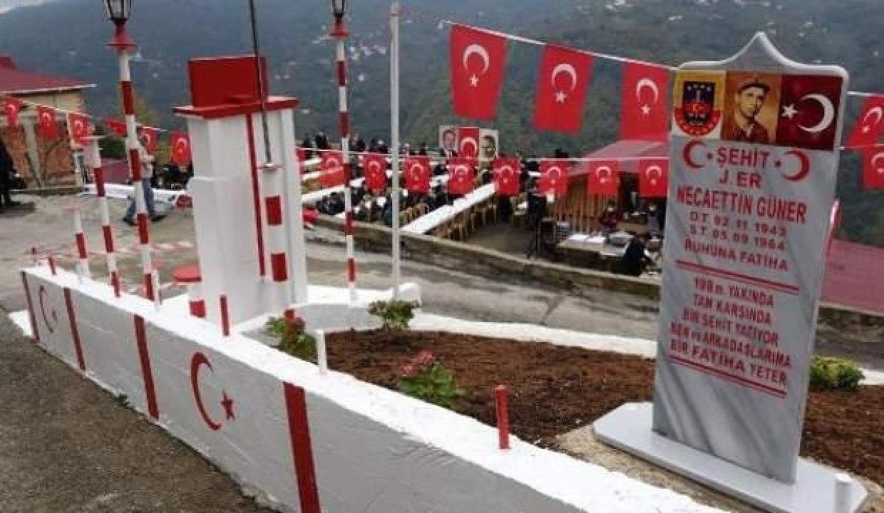 Görünmeyen şehit mezarı için 100 metre yakınına anıt dikildi