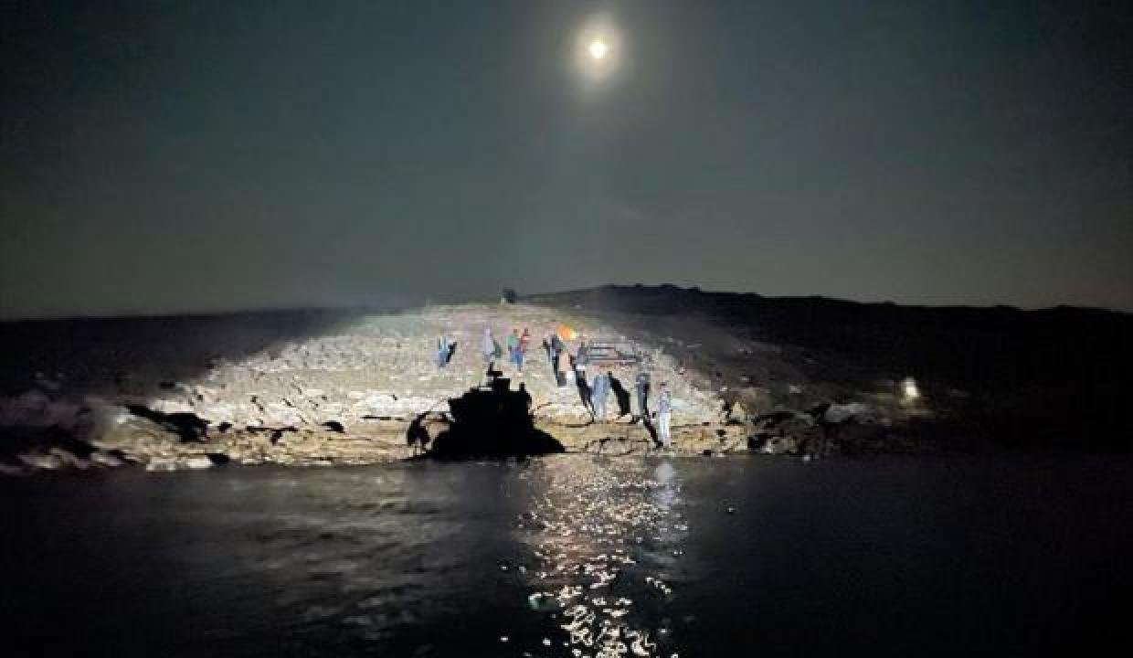 İzmir açıklarında 50 sistemsiz göçmen kurtarıldı