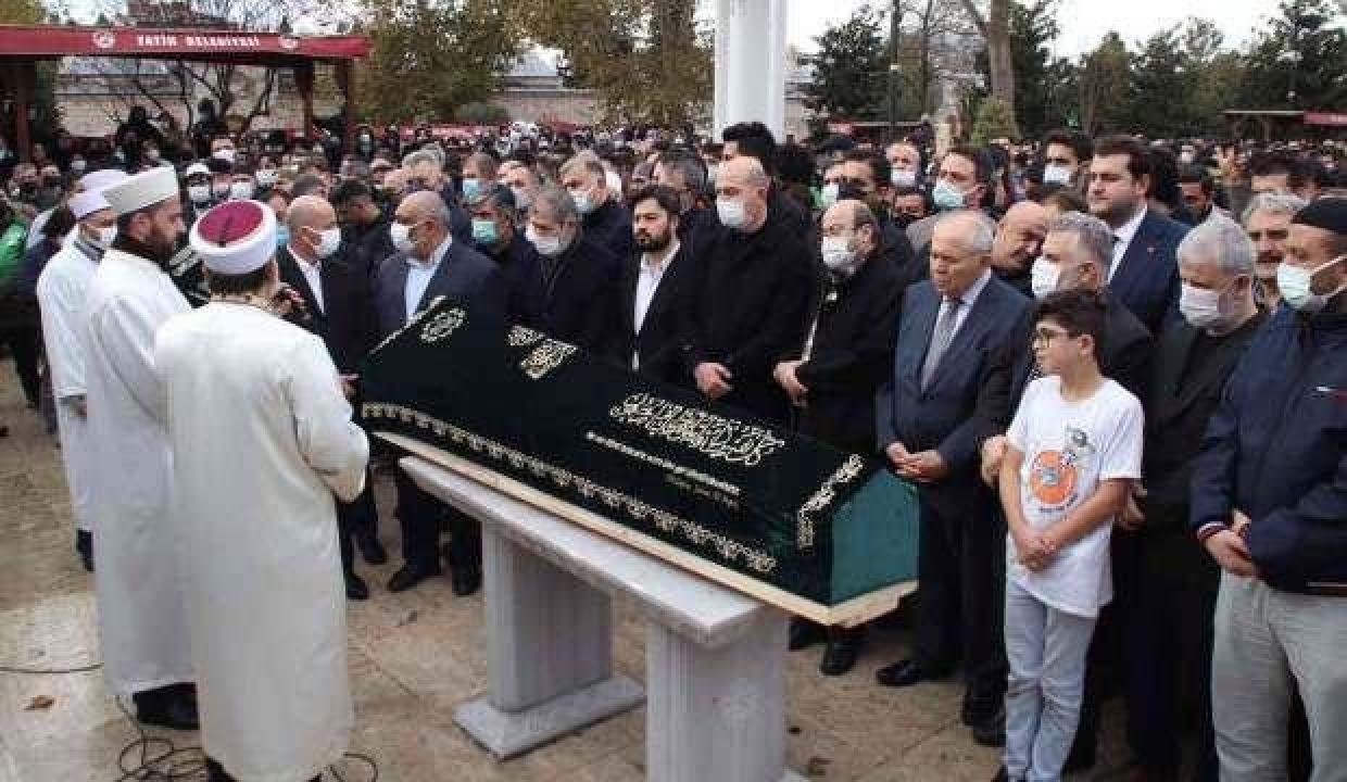 Kazada hayatını kaybeden İHH gönüllüleri son seyahatlerine uğurlandı