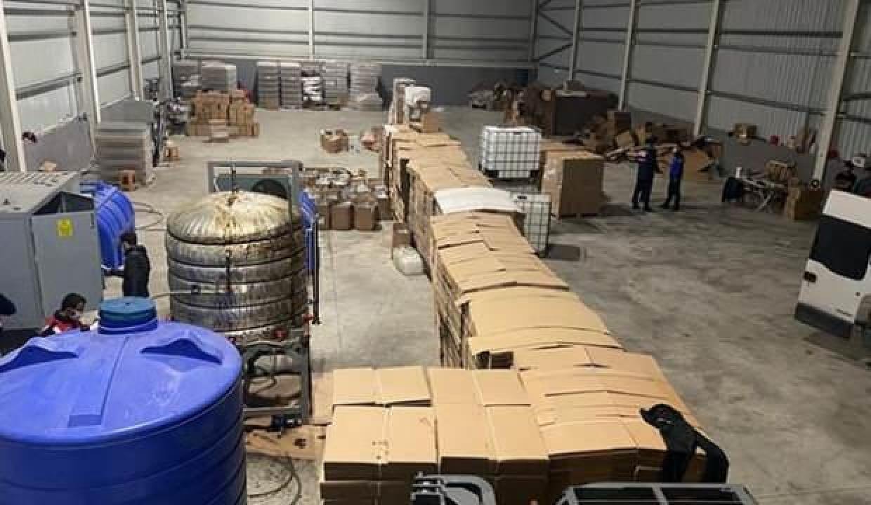 Kocaeli’de 3,5 milyon liralık ‘kaçak etil alkol’ baskını!