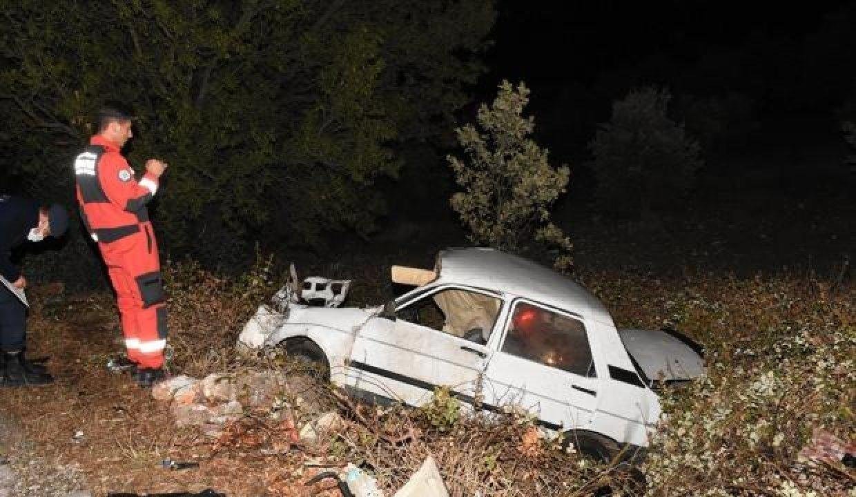 Muğla’da kamyonla arabanın çarpışması sonucu 3 kişi yaralandı