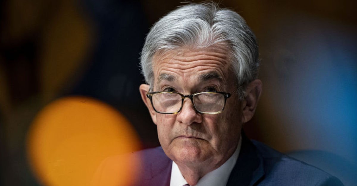 Powell: Omicron ekonomik riskleri ve enflasyon belirsizliğini artıracak