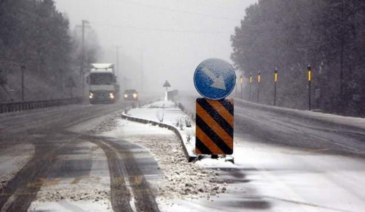 Son dakika: Kar yağışı ve sağanak geliyor! Meteoroloji bölge bölge uyardı