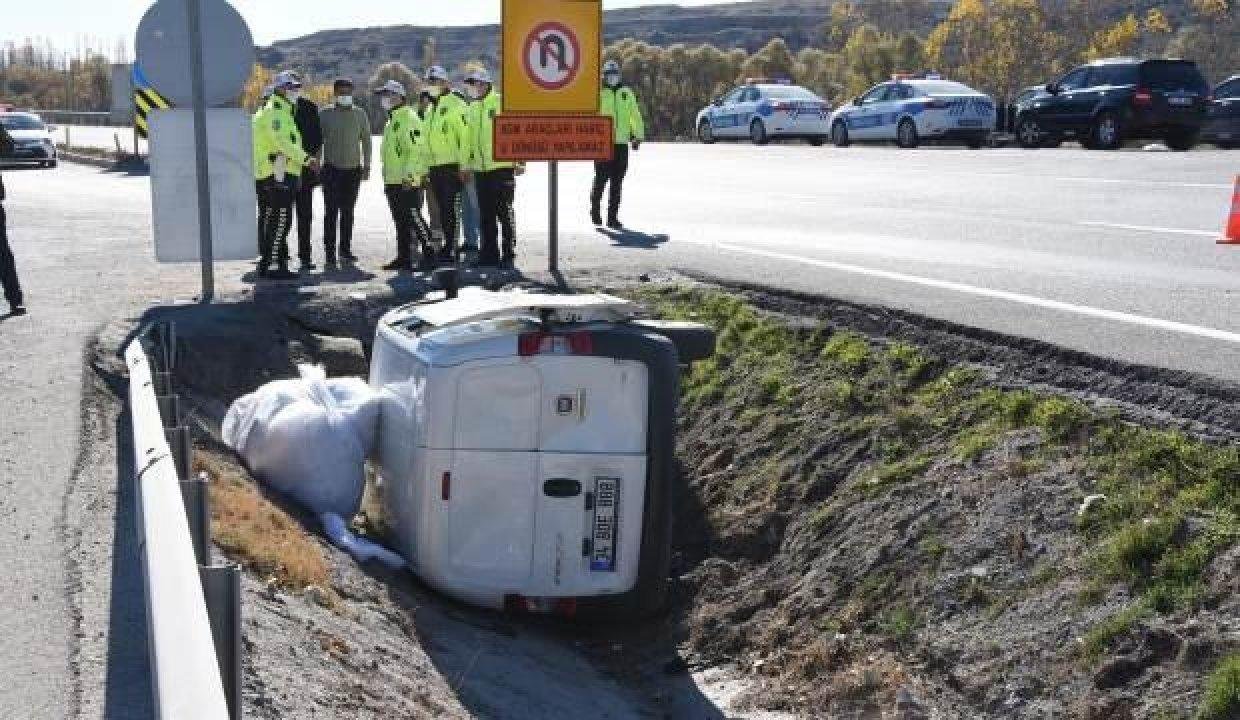 Su kanalına düşen araç 80 metre sürüklendi, şoför hayatını kaybetti