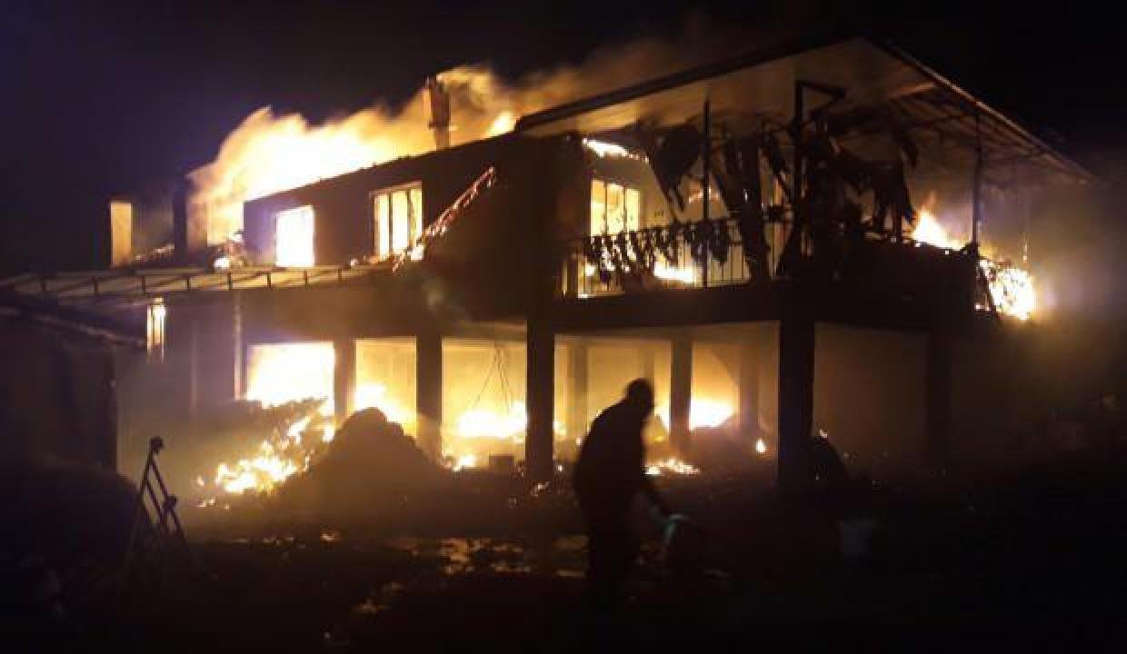 Ziraat Odası Lideri ile annesinin meskeni yandı