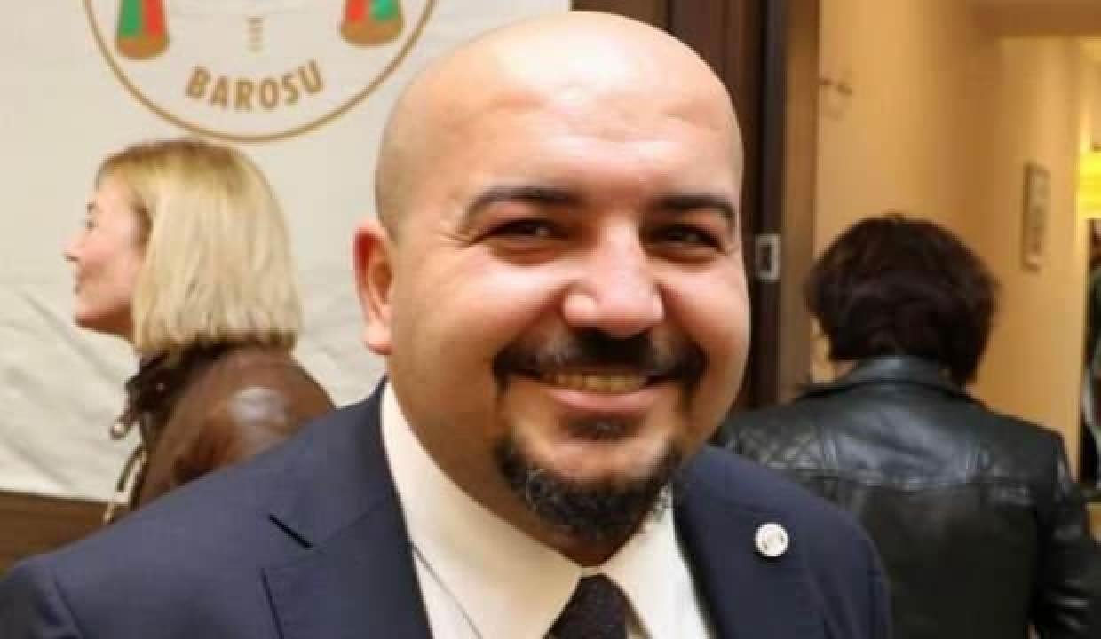 5 katlı konutunun balkonundan düşen avukat hayatını kaybetti