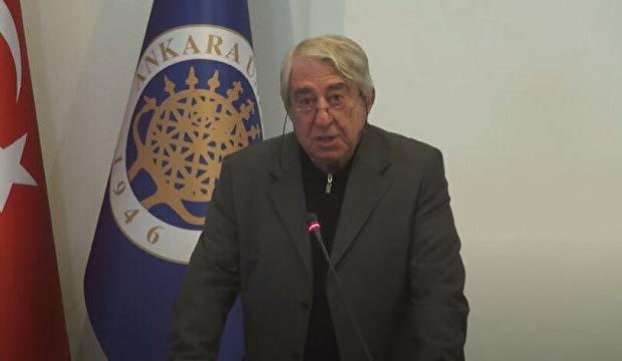 Ankara Üniversitesi’nden başörtülü öğrenciye hakaret eden Metin Karı hakkında açıklama!