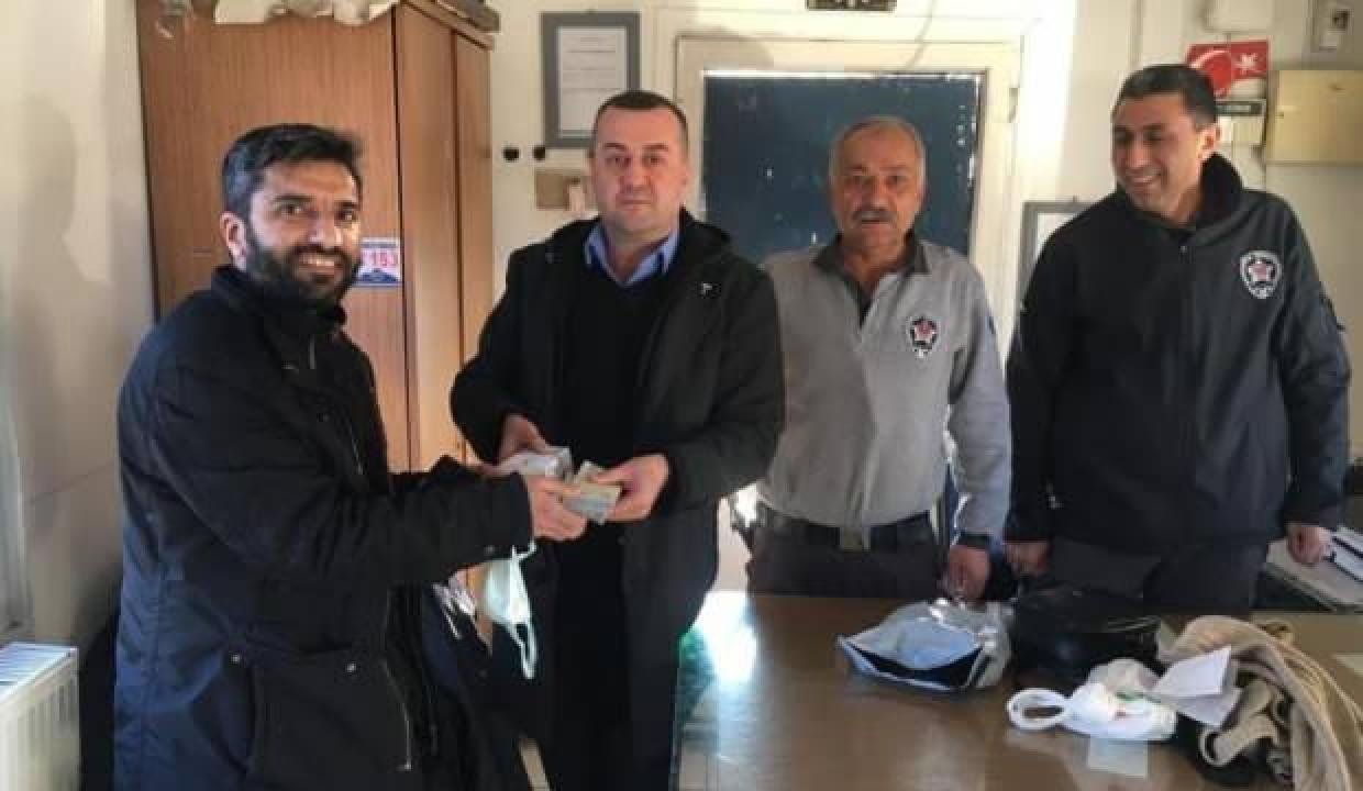Ankara’da otobüs sürücüsünden örnek davranış
