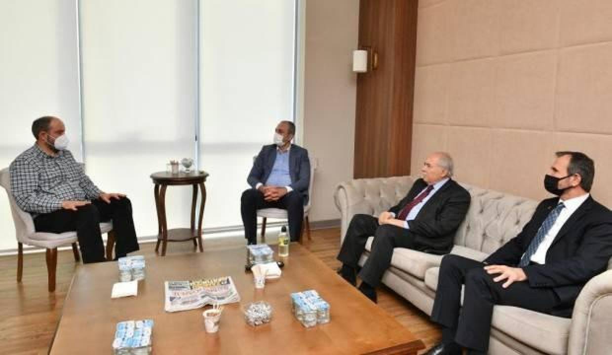 Bakan Gül’den Karamollaoğlu’na ziyaret!