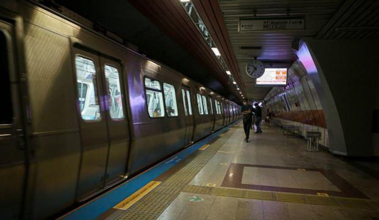 Bakan Karaismailoğlu duyurdu: Marmaray, bu gece ve yarın ücretsiz!