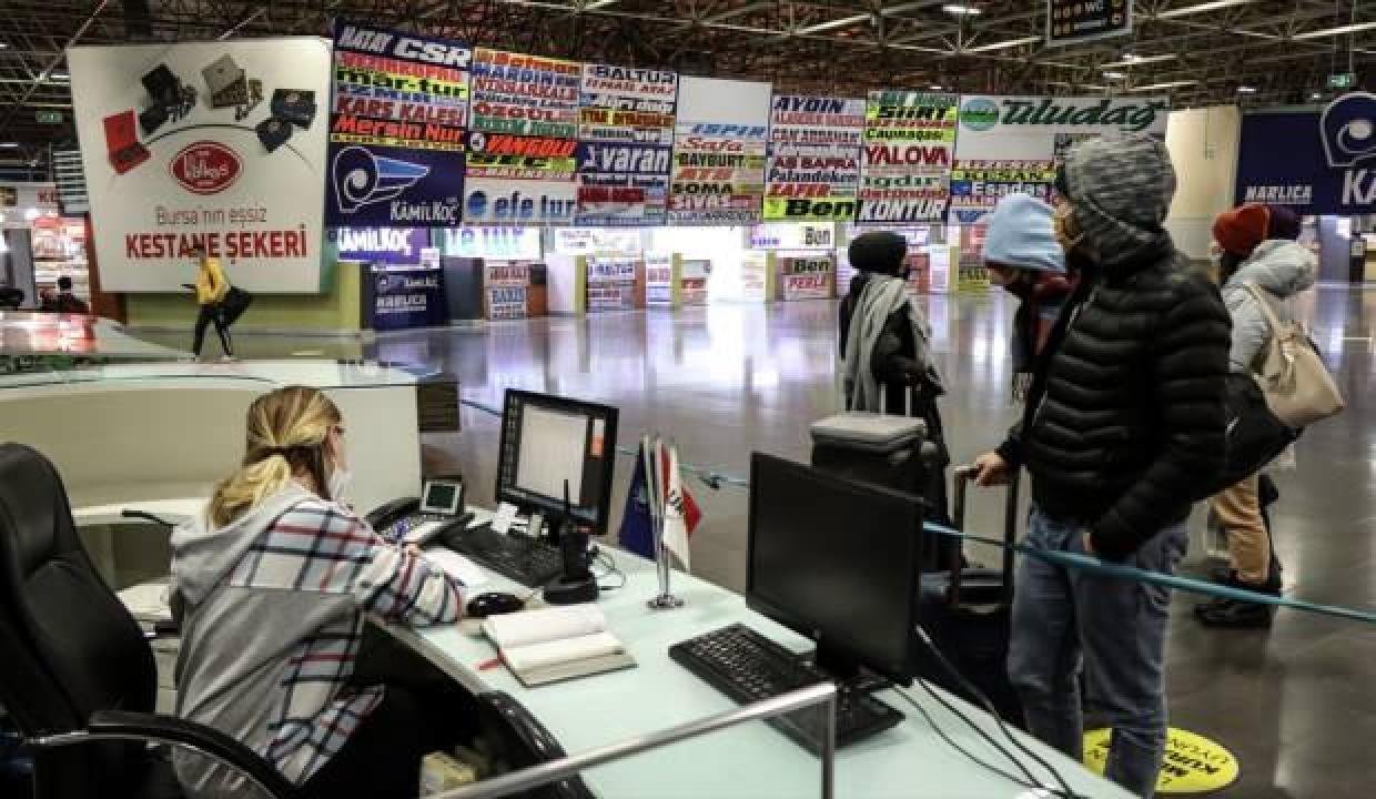 Bursa’dan İstanbul’a gidemeyen yolcular yurtlarda konuk ediliyor