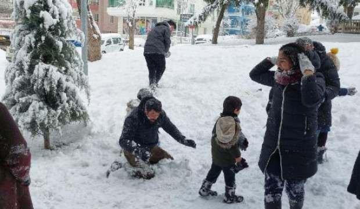Çorum’da 670 köy yolu kardan kapalı
