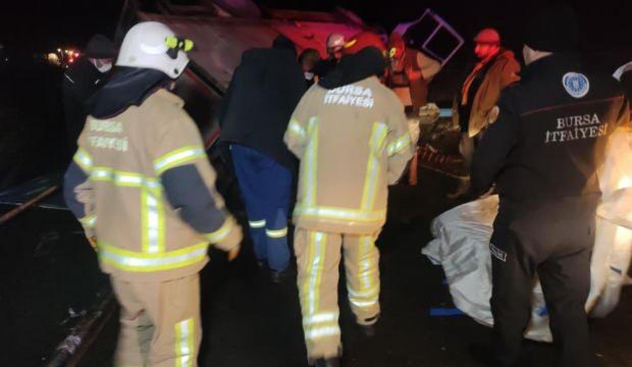 Denetimden çıkan kamyon devrildi: 2 yaralı