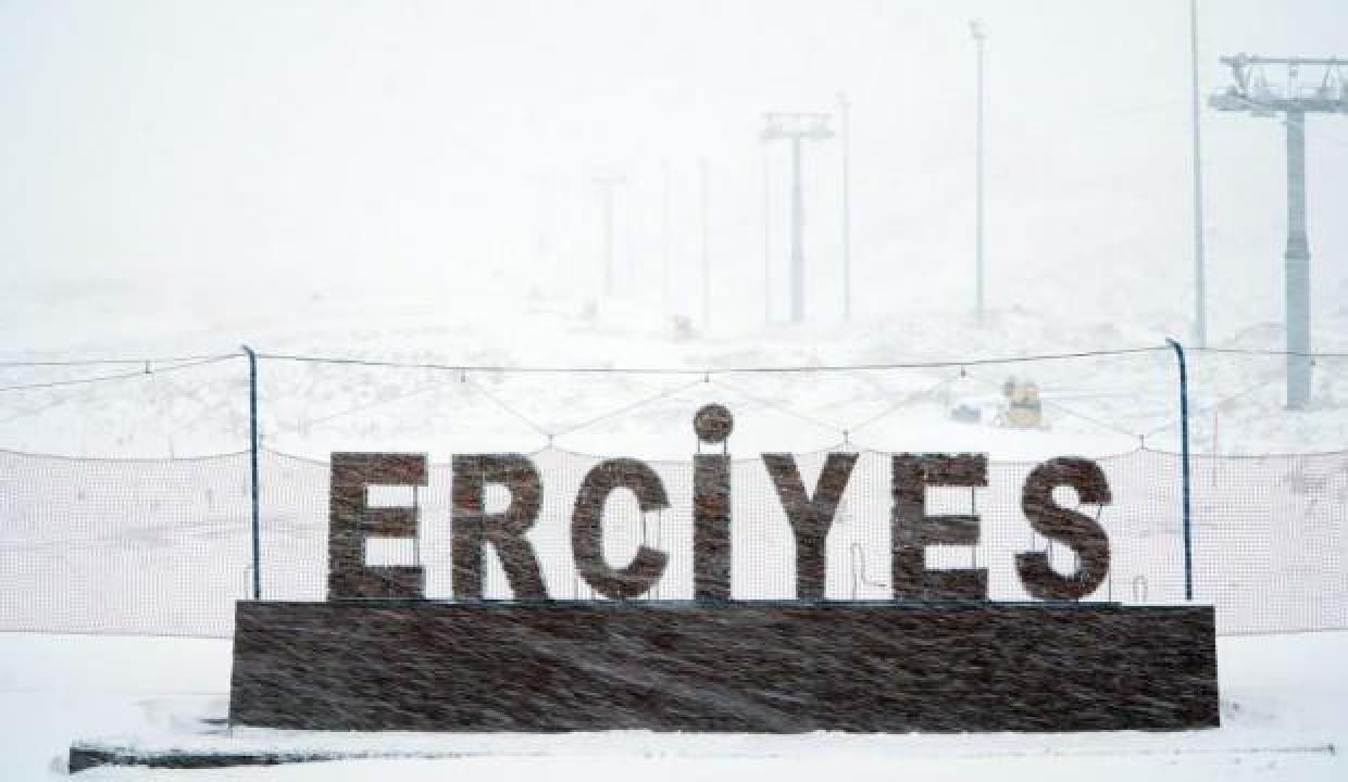 Erciyes’te kar kalınlığı 1.50 metreye ulaştı