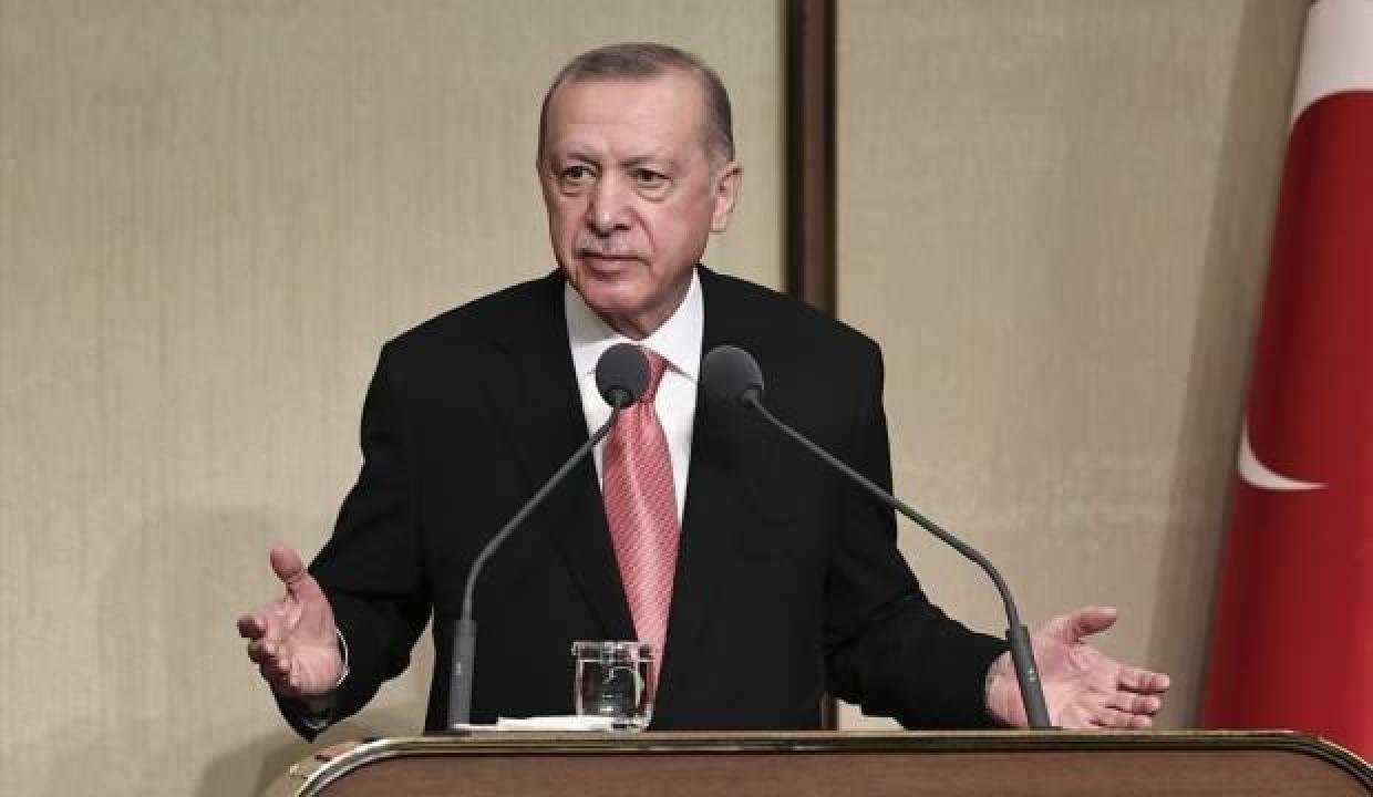 Erdoğan’la muhtarlar ortasında gülümseten diyalog