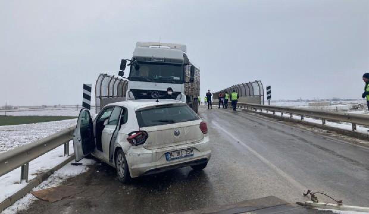 Eskişehir’deki trafik kazası: Hastaneye kaldırıldılar!