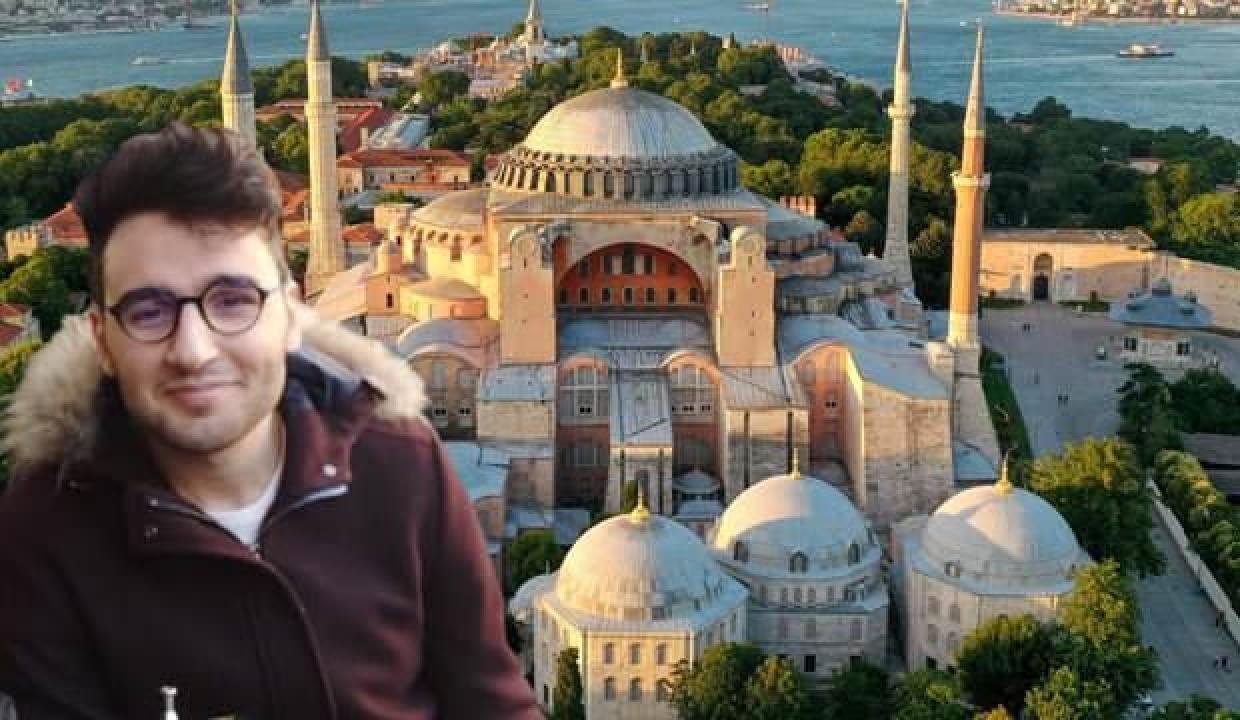 İBB, Ayasofya’da namaza giden çalışanın işine son verdi