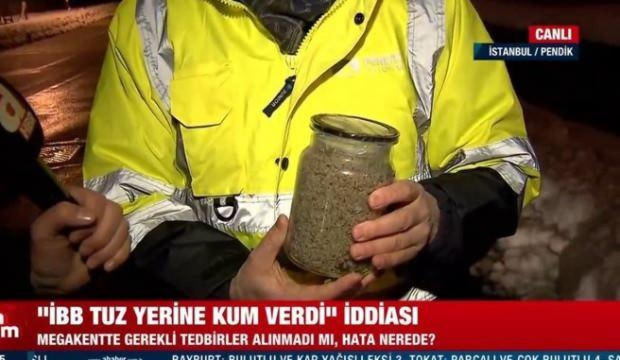 ‘İBB tuz yerine kum verdi’ iddiası! Canlı yayında gösterdi