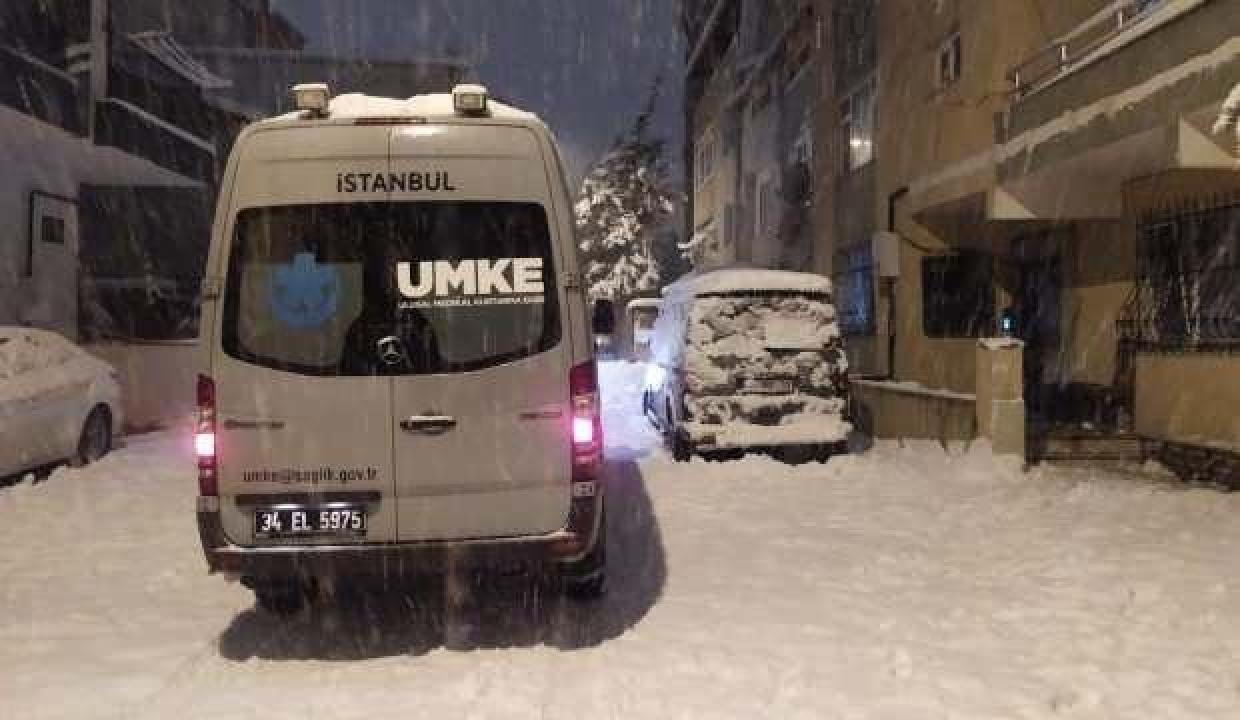 İstanbul’da kar esareti: Bakan Koca’dan sıhhat hizmetleriyle ilgili açıklama