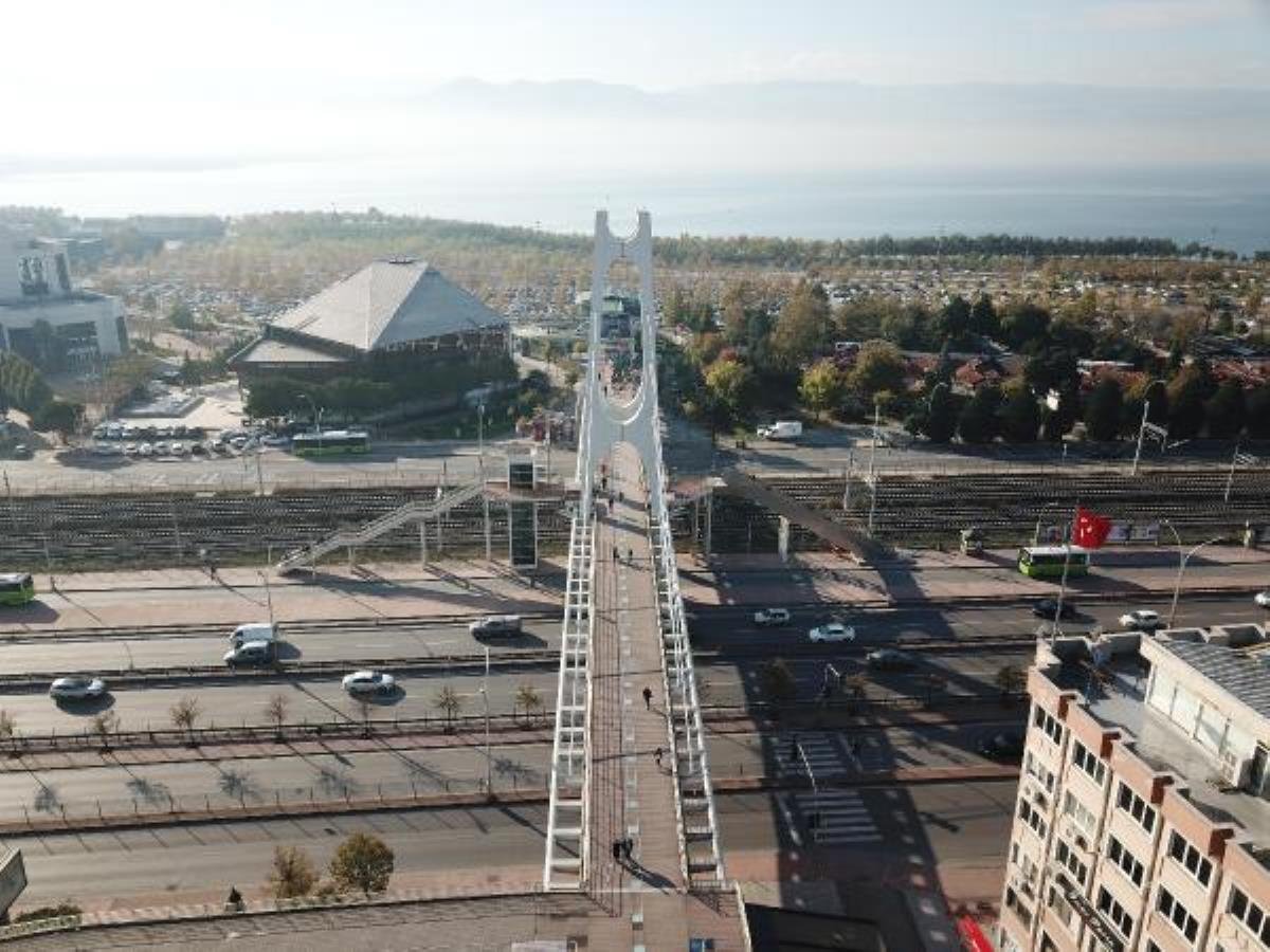 Kocaeli ikinci doz aşıda mavi kategoriye geçti