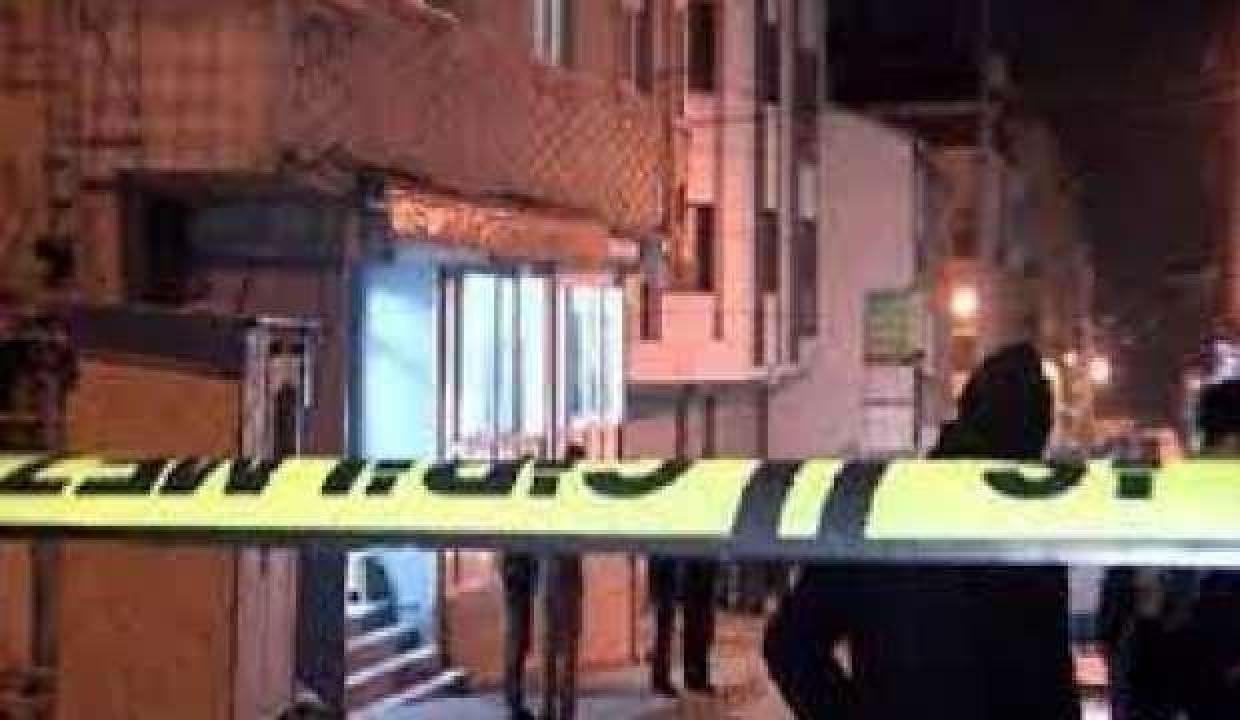 Küçükçekmece’de kahvehaneye silahlı taarruz: 2 yaralı
