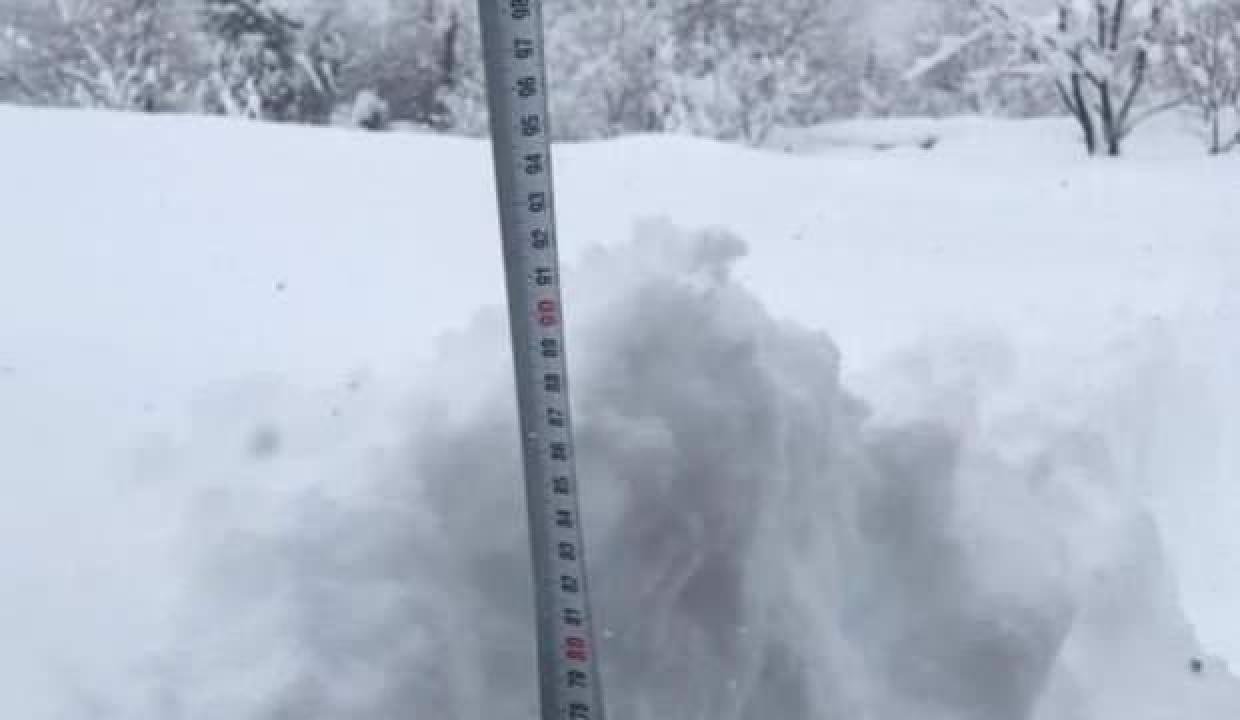 Zonguldak’ta kar kalınlığı 90 santimetreye ulaştı