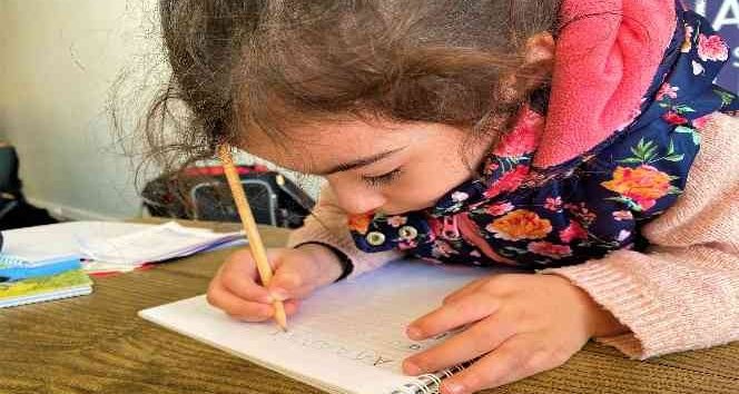 EL YAZISINI KOLAYLAŞTIRAN DEFTER, GEBZE’DE İCAT EDİLDİ