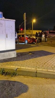 TRAFİKTE SİLAHLI SALDIRI: 2 ÖLÜ, 1 YARALI