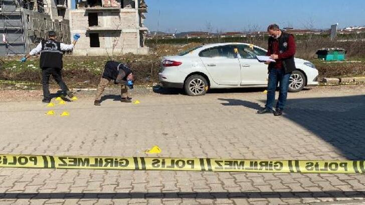 ESKİ ORTAĞINI TABANCAYLA YARALADI