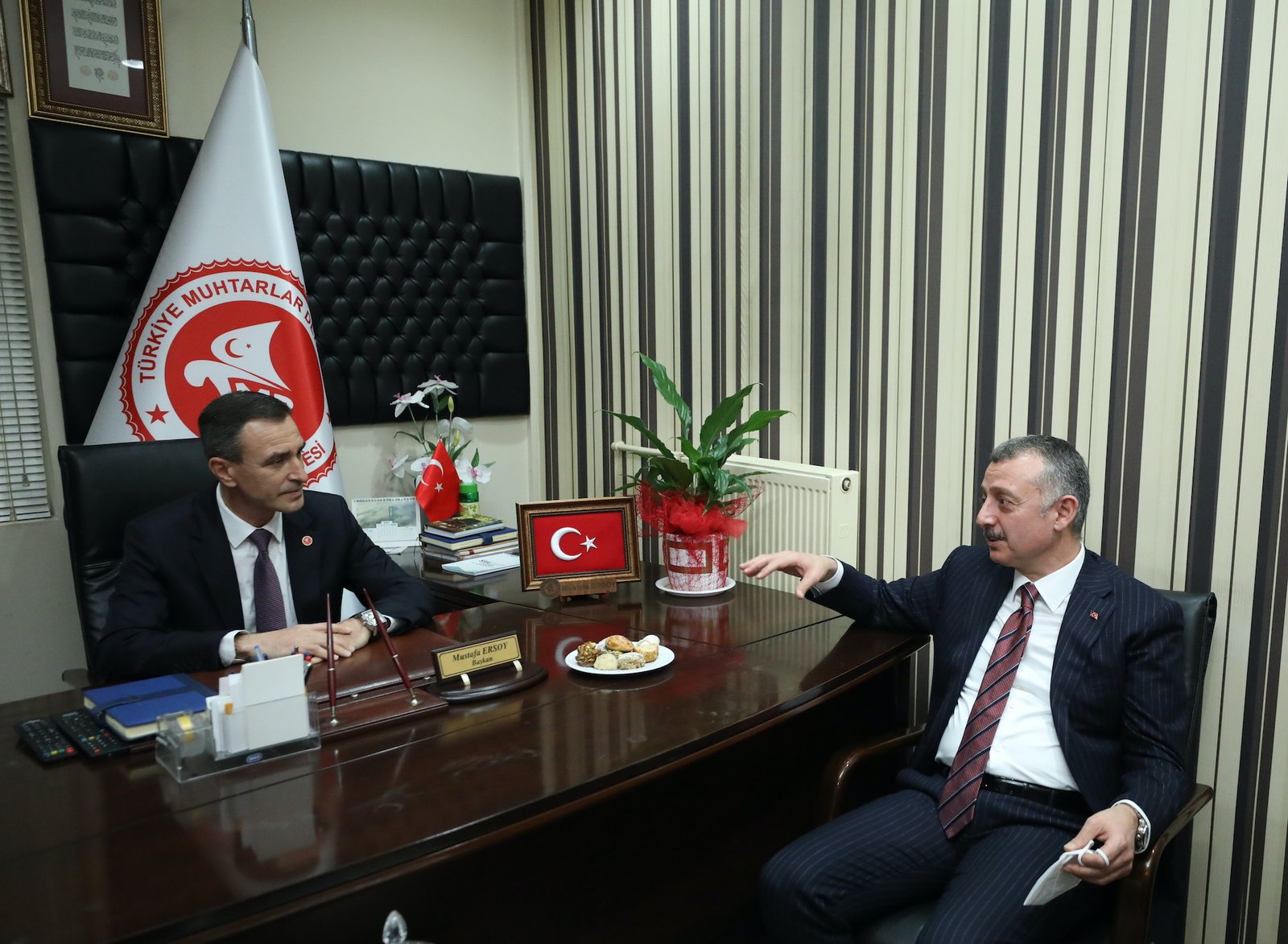 Başkan Büyükakın, Türkiye Muhtarlar Derneği Kocaeli Şubesinde