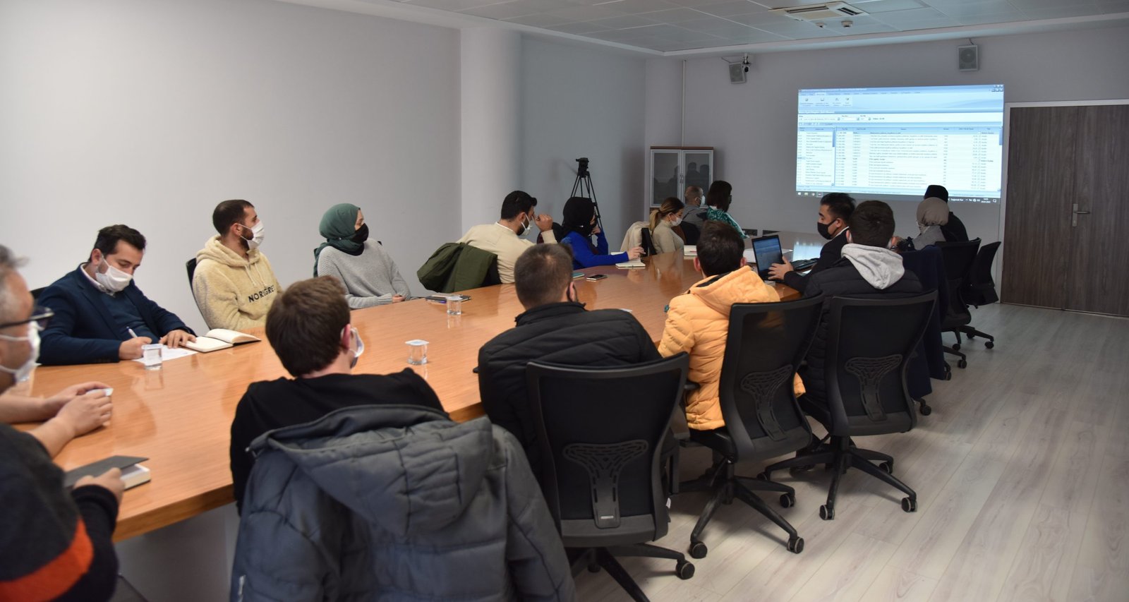 KARTEPE BELEDİYESİ’NDE MALİYET EĞİTİMLERİ BAŞLADI