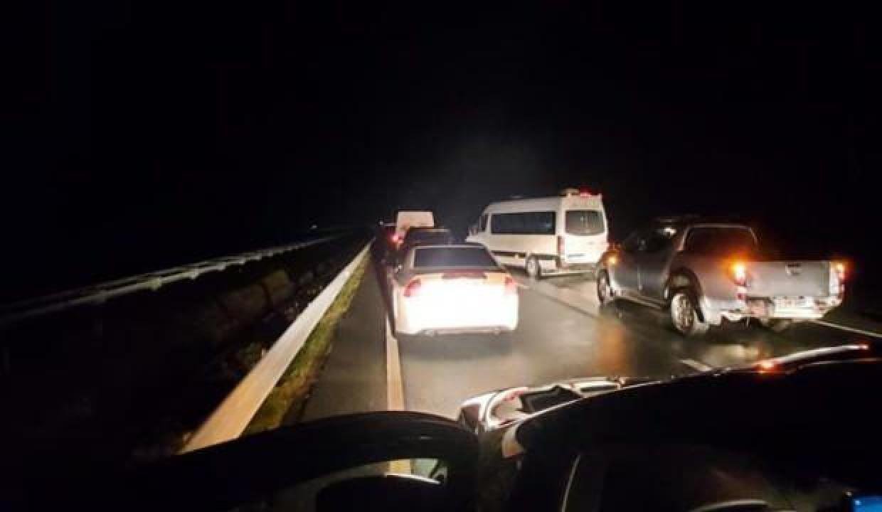 Karadeniz Kıyı Yolu çift taraflı trafiğe kapatıldı