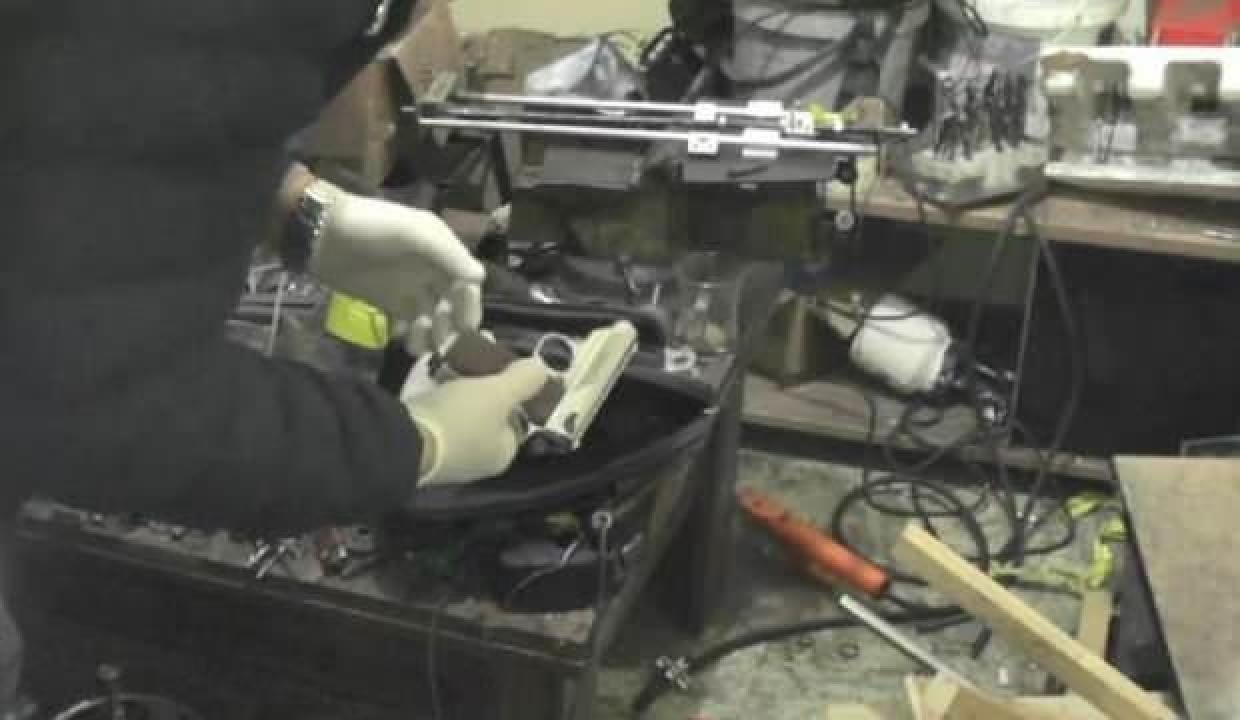 Meskeni silah atölyesine çevirmişler! Çok sayıda gözaltı