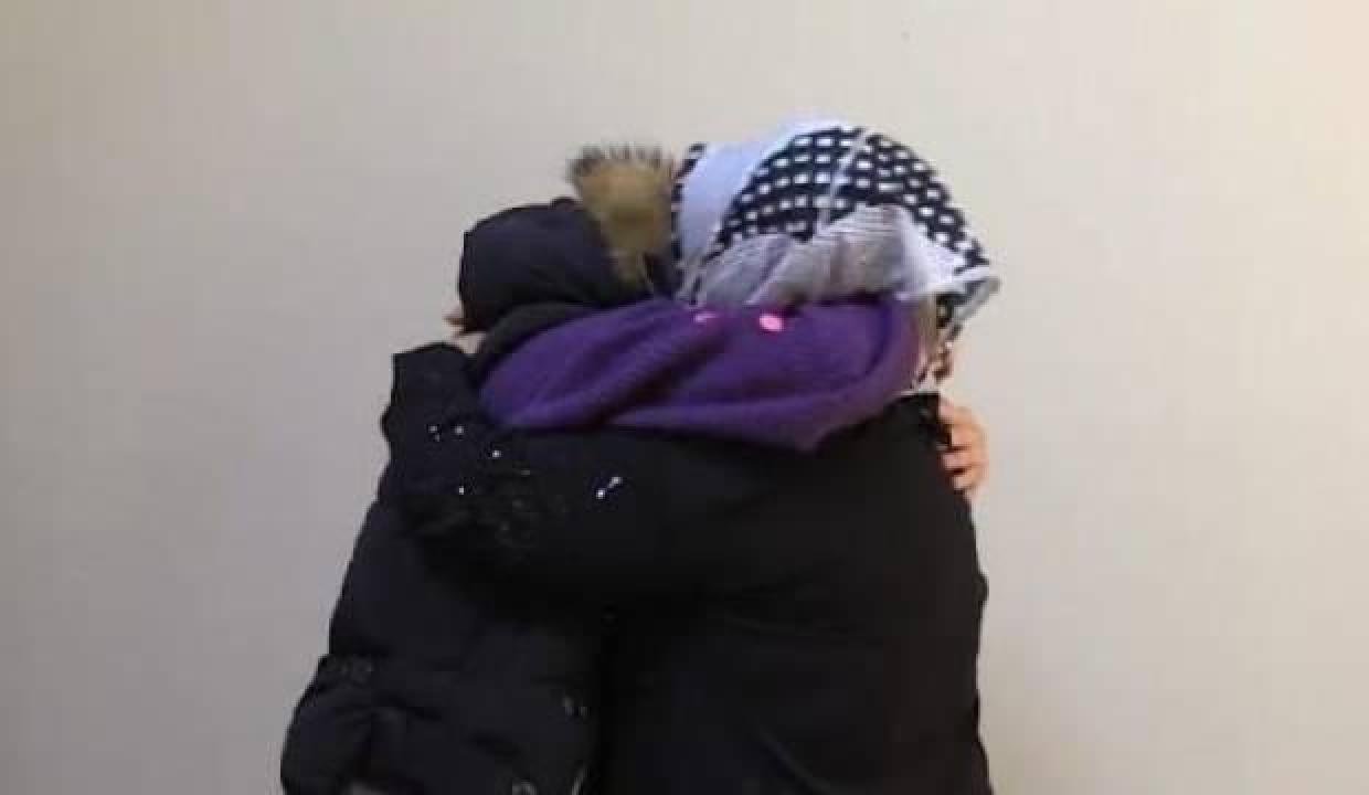 PKK’dan kaçıp teslim olan 2 örgüt mensubu, aileleriyle buluştu