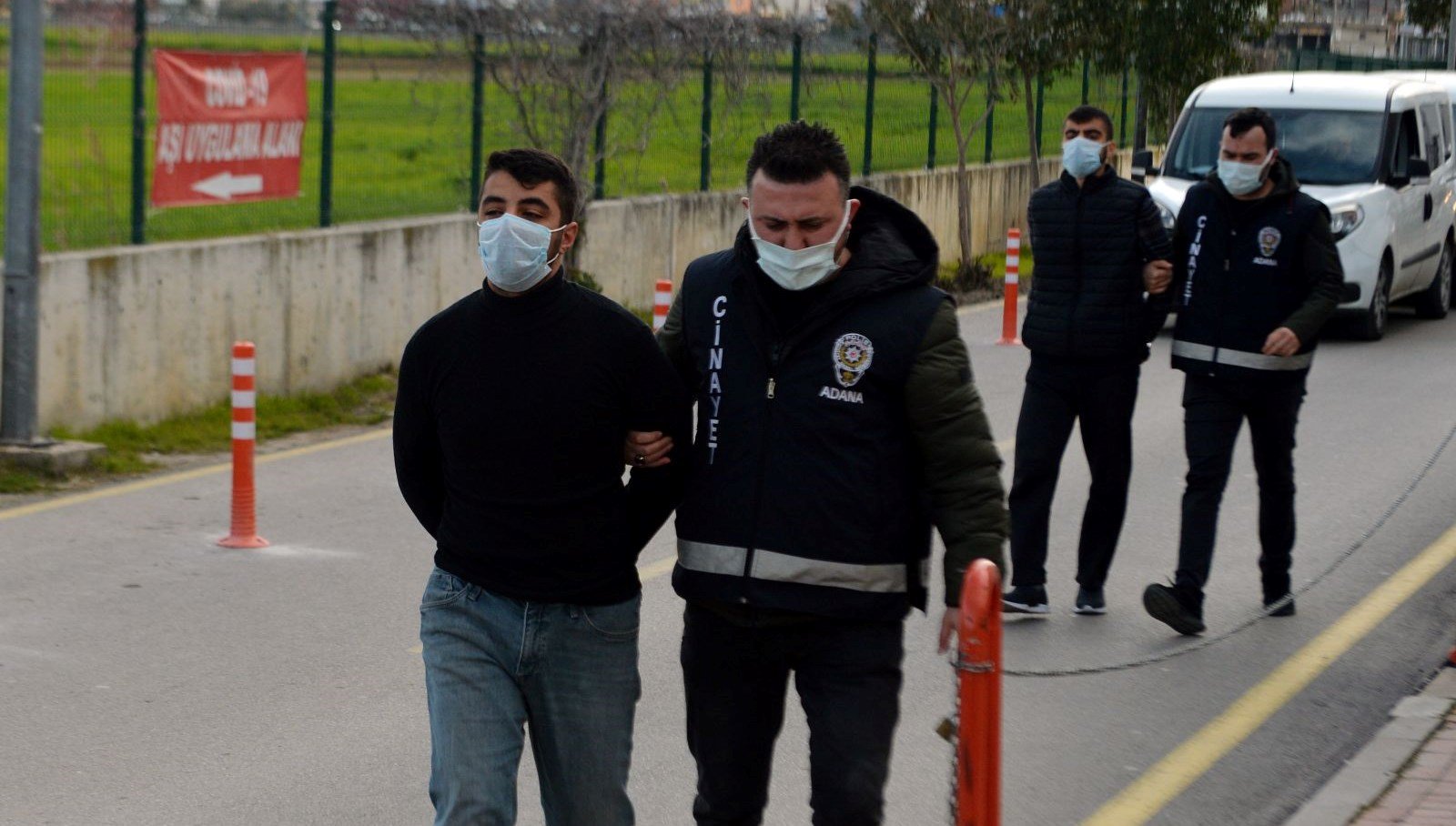 17 yaşında, tartıştığı babasını pompalı tüfekle öldürdü