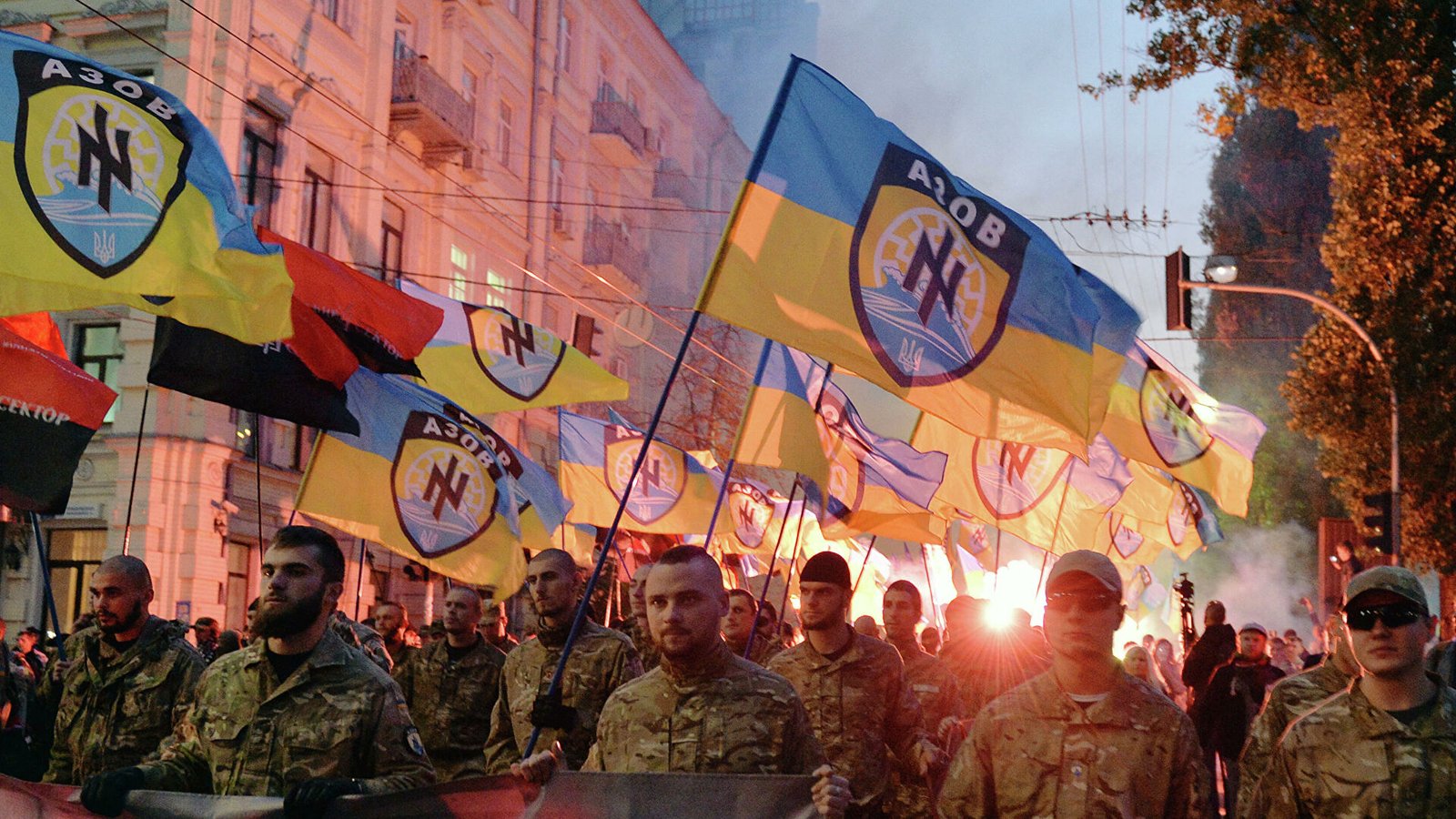 Alman DW, Neo-Nazi Azov Taburu’nu akladı: ‘İyi eğitimli savaşçılardan oluşan gönüllü birlik’