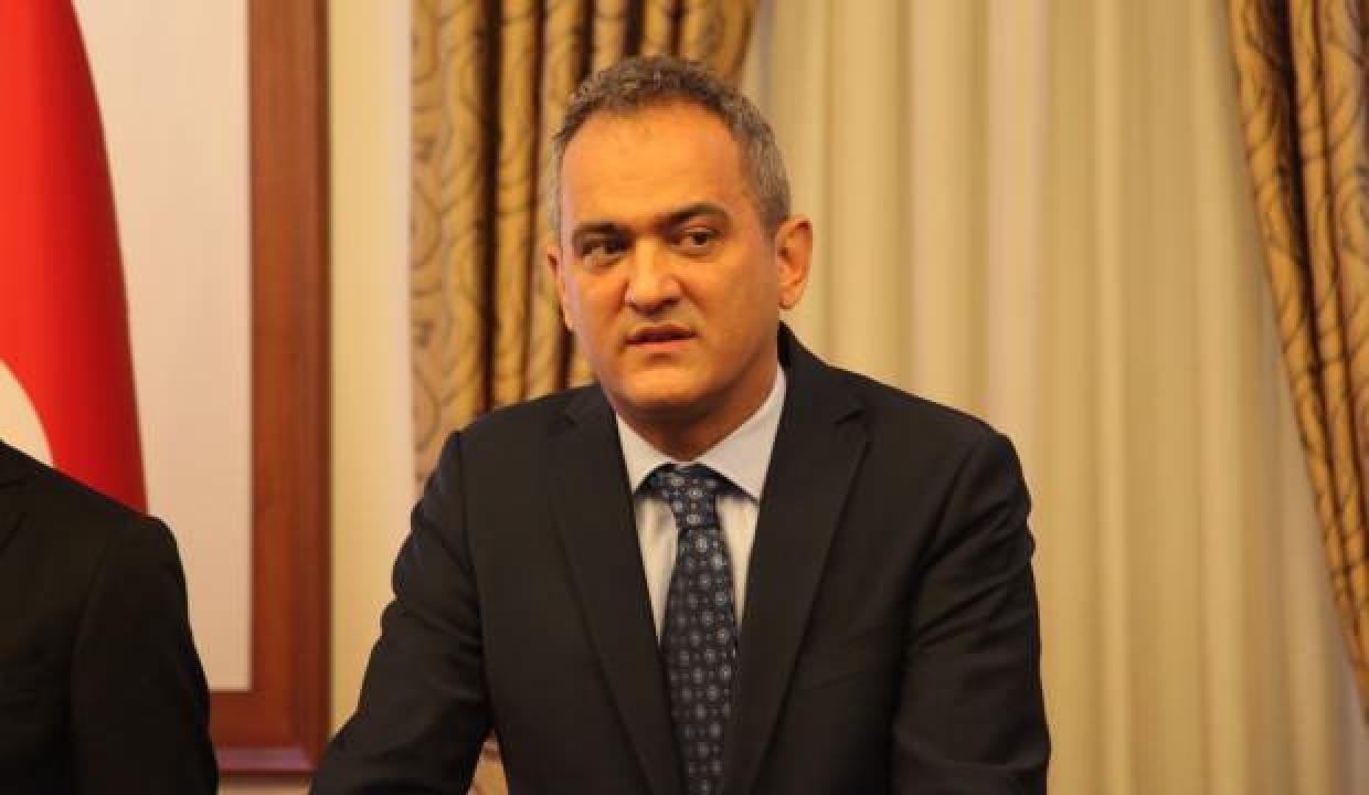 Bakan Özer’den yüz yüze eğitim mesajı