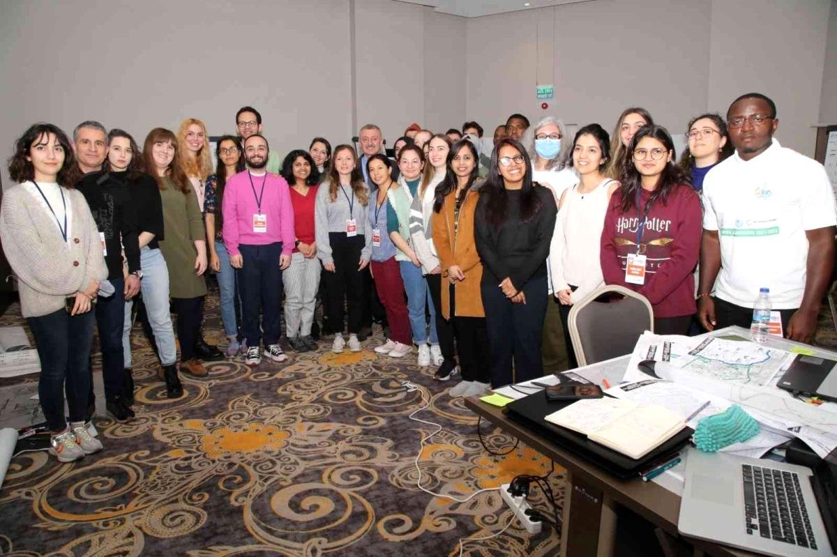 Başkan Büyükakın: “Farklı bakış açıları görmek istiyoruz”