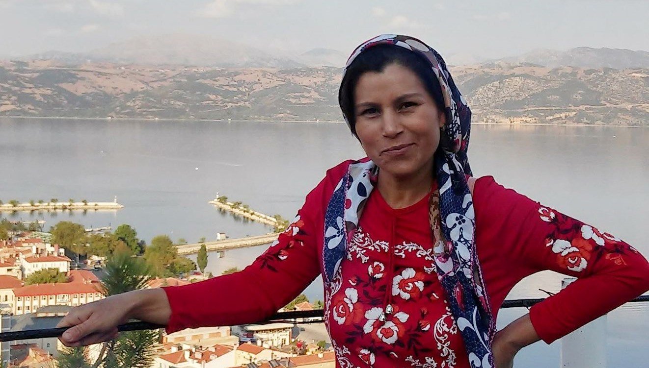 Boşandığı eşini öldürüp tandırda yakan Emel’e müebbet hapis istemi