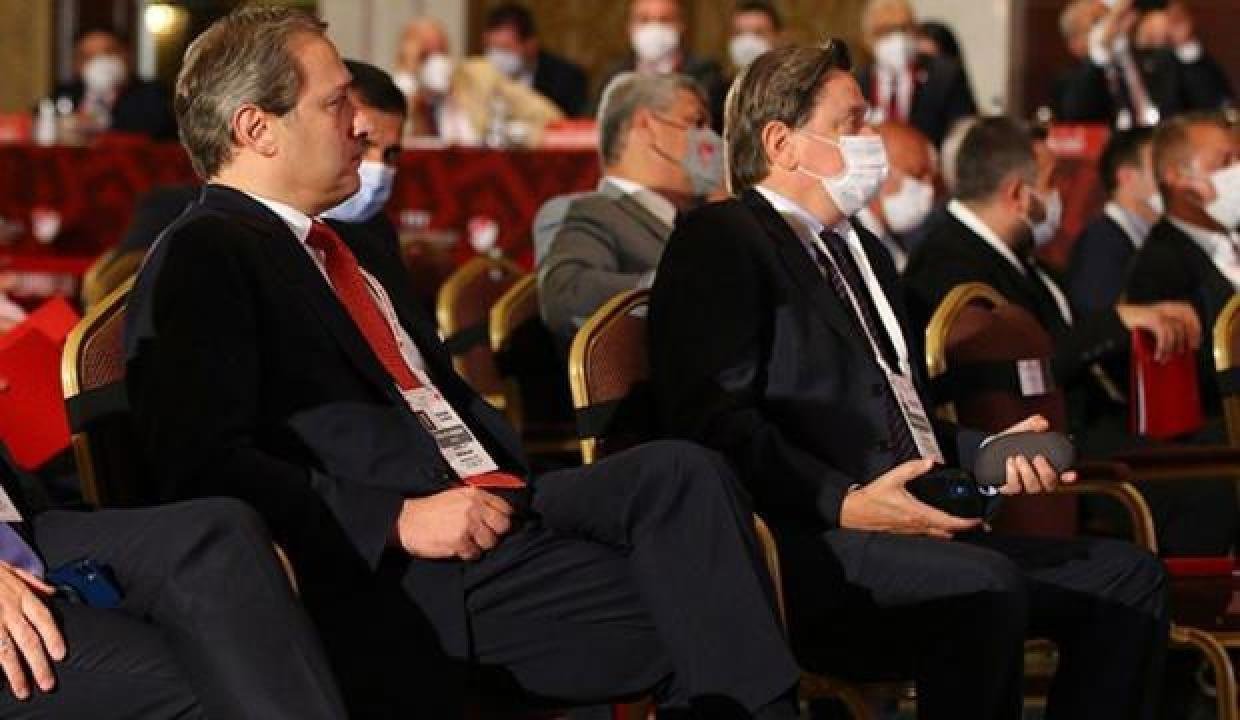 Burak Elmas kongrede duyurdu! ‘Müjdesini vermek istiyorum’