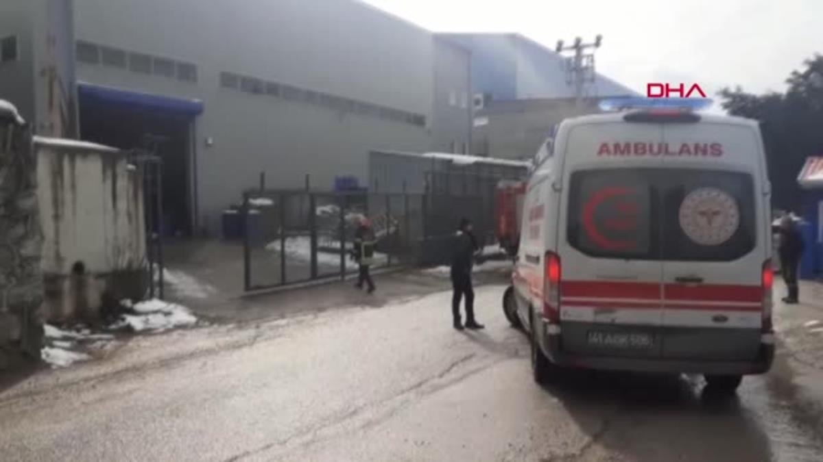 DÖKÜM YAPILDIĞI SIRADA PARLAMA OLDU, 3 İŞÇİ YARALANDI